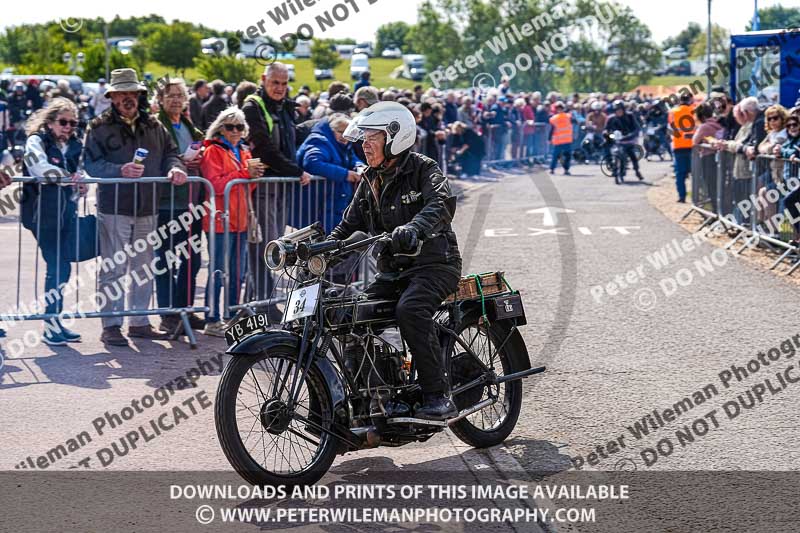 Vintage motorcycle club;eventdigitalimages;no limits trackdays;peter wileman photography;vintage motocycles;vmcc banbury run photographs